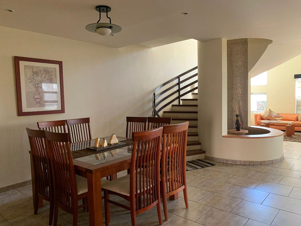 9 de 42: Sala comedor , espacio amplio y muy familiar