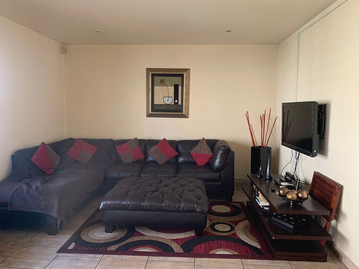 15 de 42: Estancia multiusos