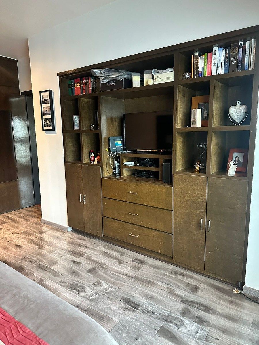23 de 42: Recámara principal mueble empotrado