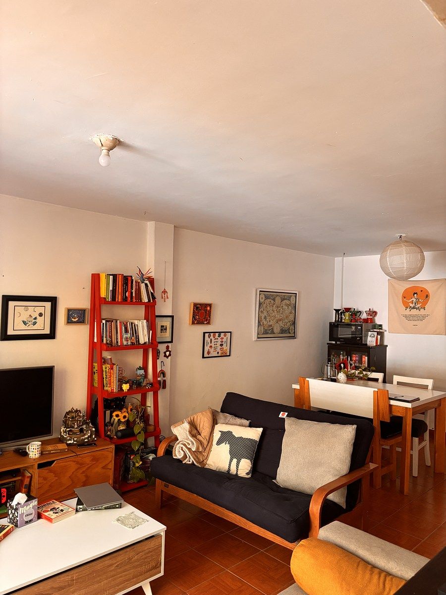 8 of 12: Sala, comedor