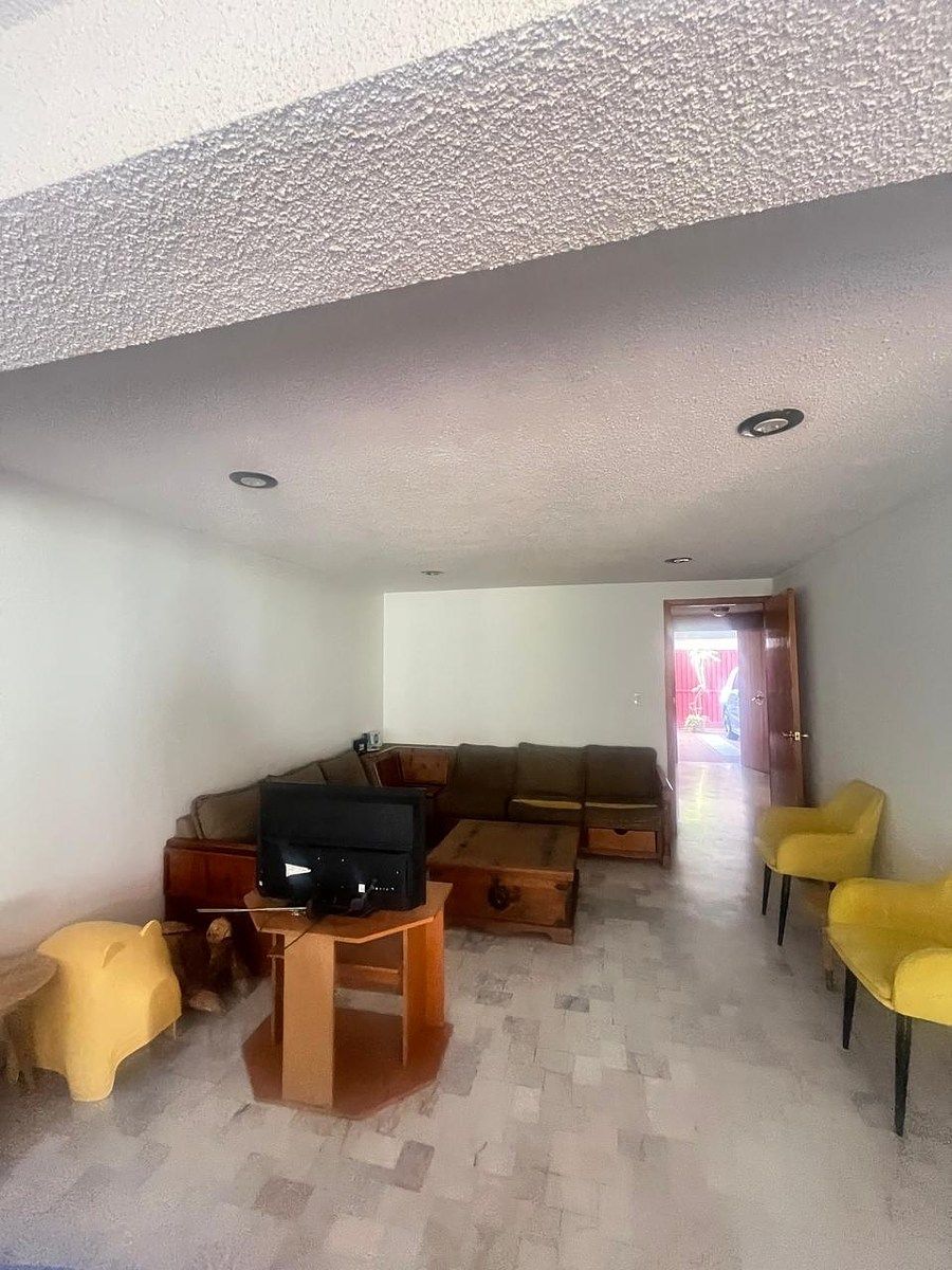 10 de 43: Estancia sala