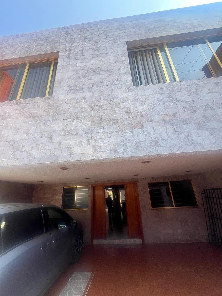 2 de 43: Fachada interior