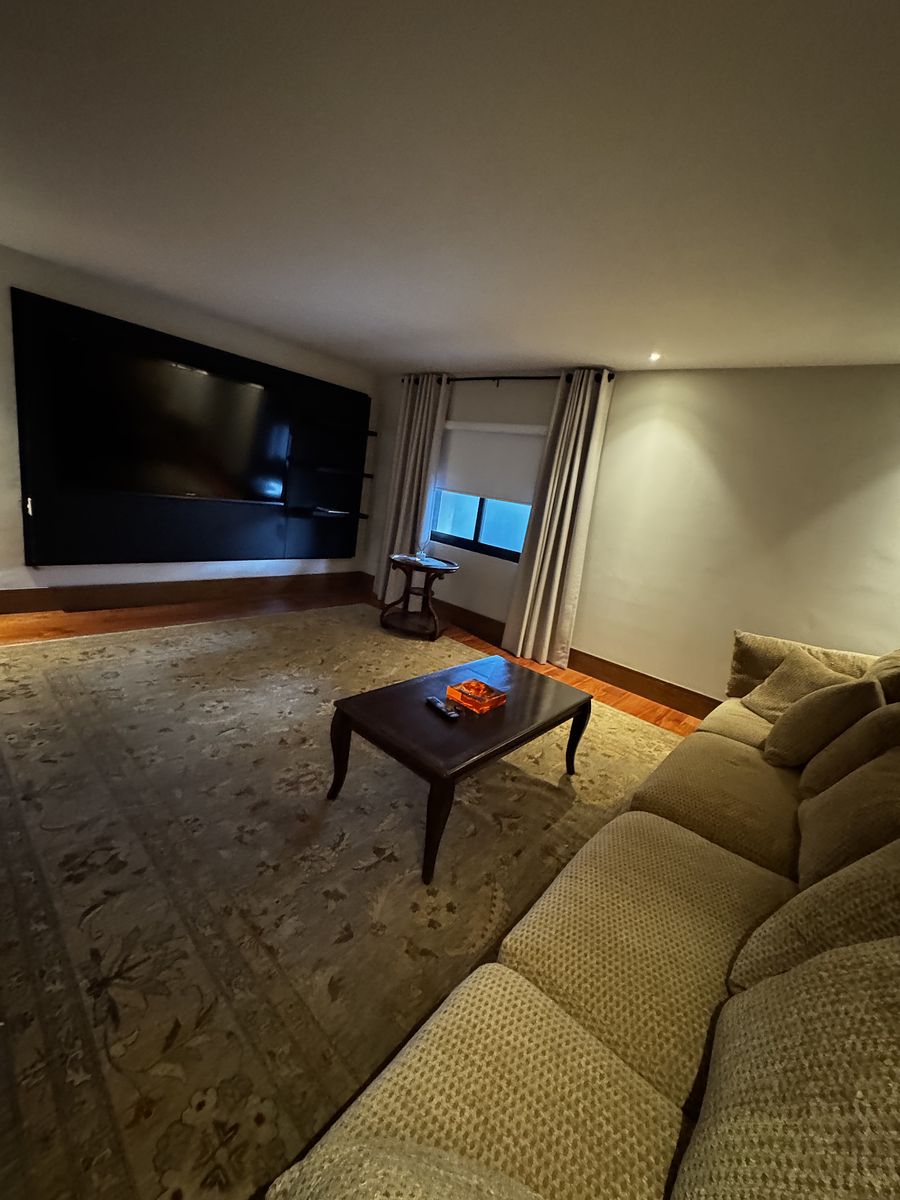 12 de 22: Sala de TV