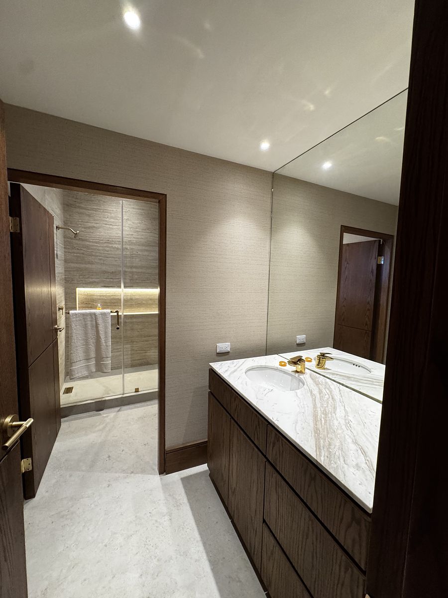 15 de 22: Baño secundario