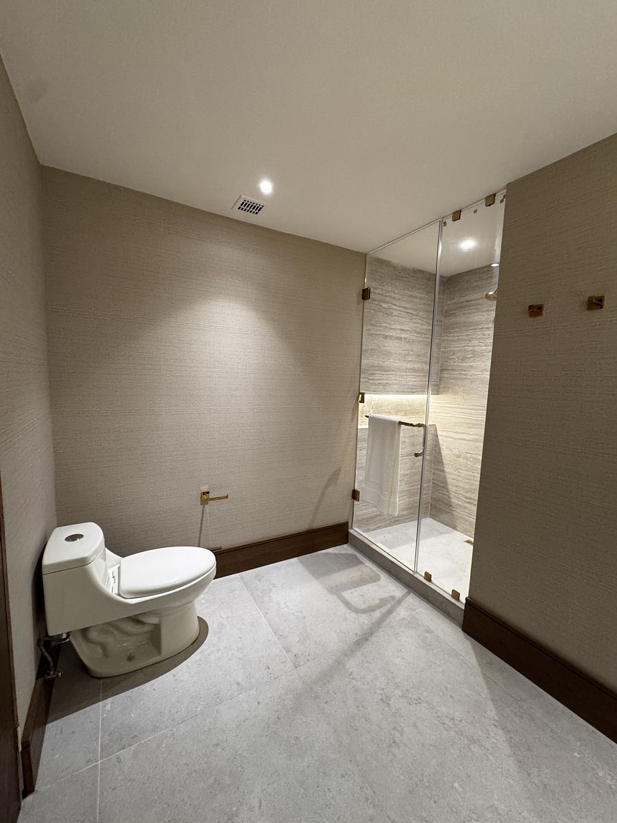 21 de 22: Baño Principal