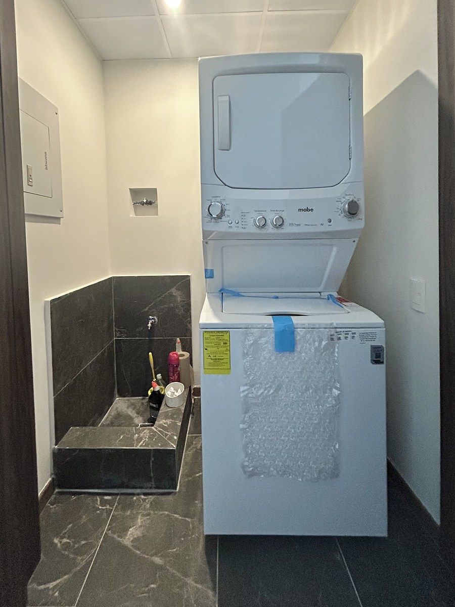 17 de 17: Centro de lavado y sink