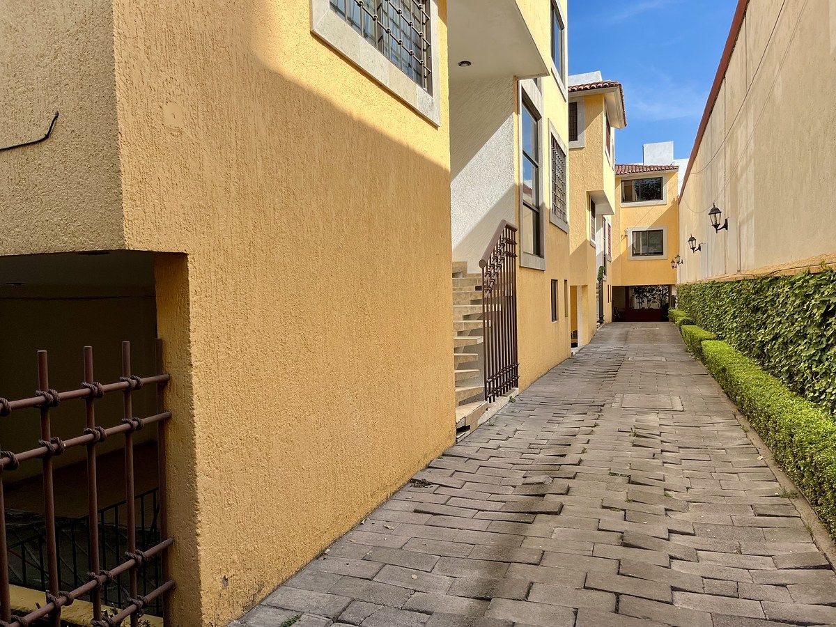 8 de 32: Pasillo de acceso comùn