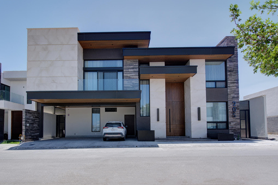 Residencia contemporánea de alto nivel en Rincón de los Encinos