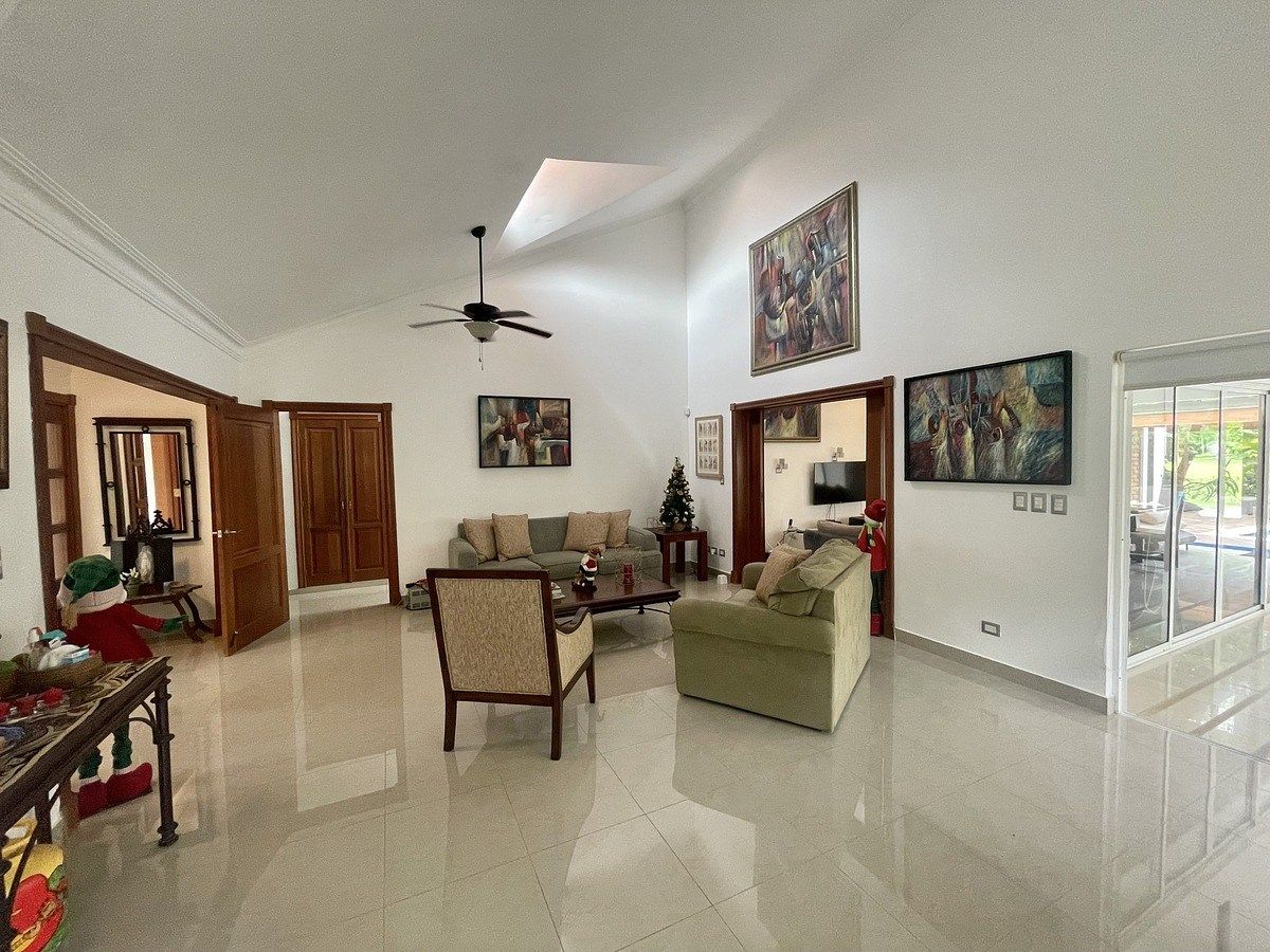 Villa en Metro Country Club, Juan Dolio, foto 11 de 14