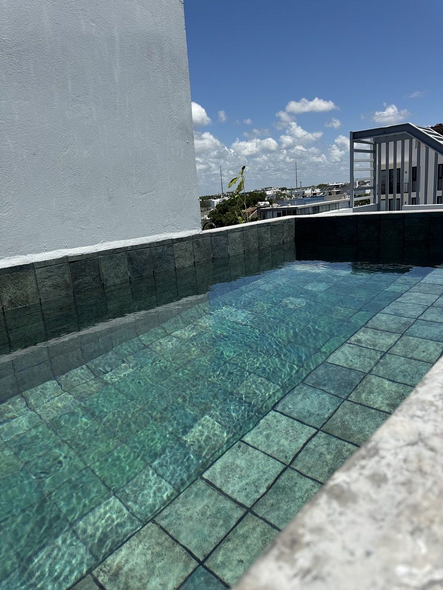 1 de 16: Private pool!!