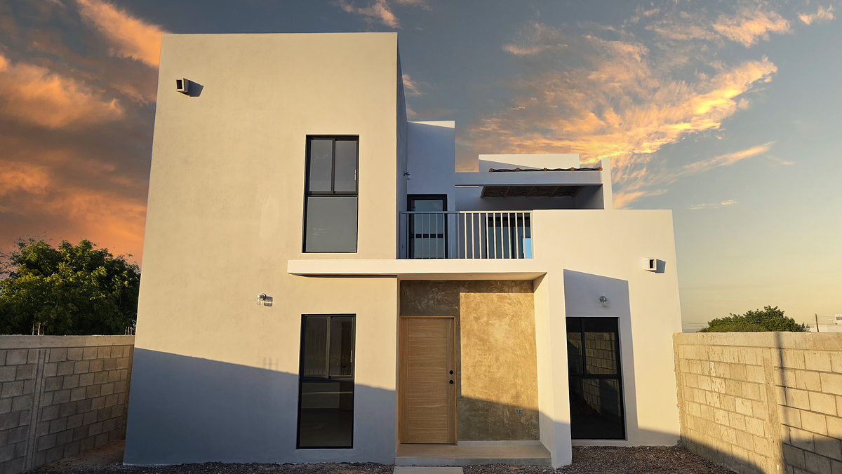 2 de 16: FACHADA INTERIOR