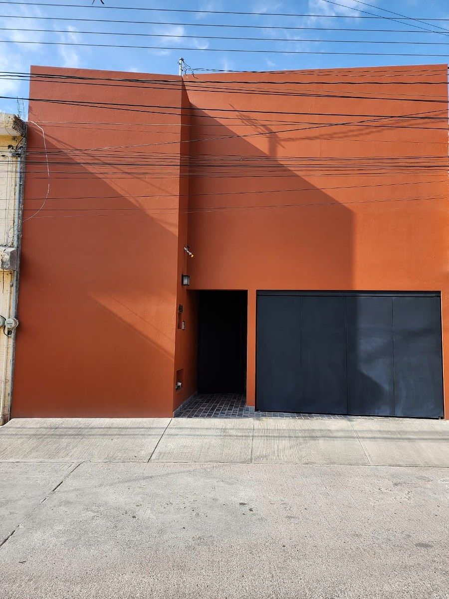 House for sale in Colonia del Parque., photo 1 of 19