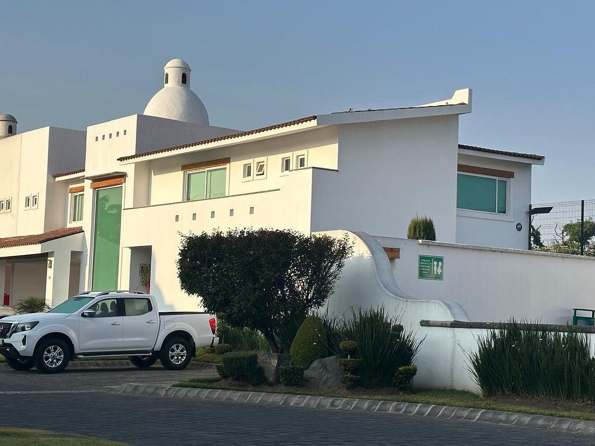 VENTA DE CASA CERCA DE LOS ENCINOS A 20 MINUTOS DE SANTA FE 4 RECAMARAS