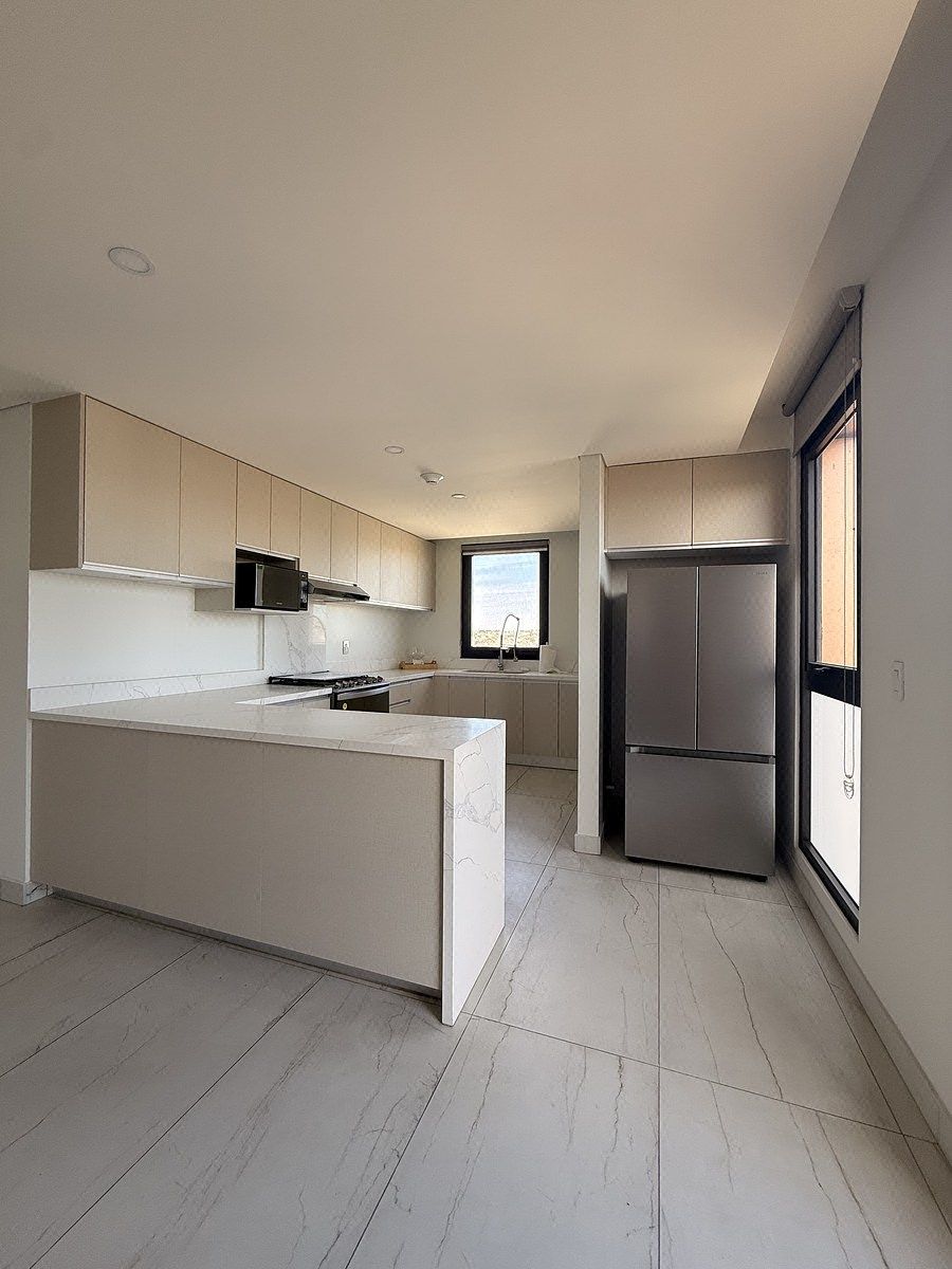 Link apartment for rent resort type in the heights of Tijuana – Floor 17, photo 1 of 14