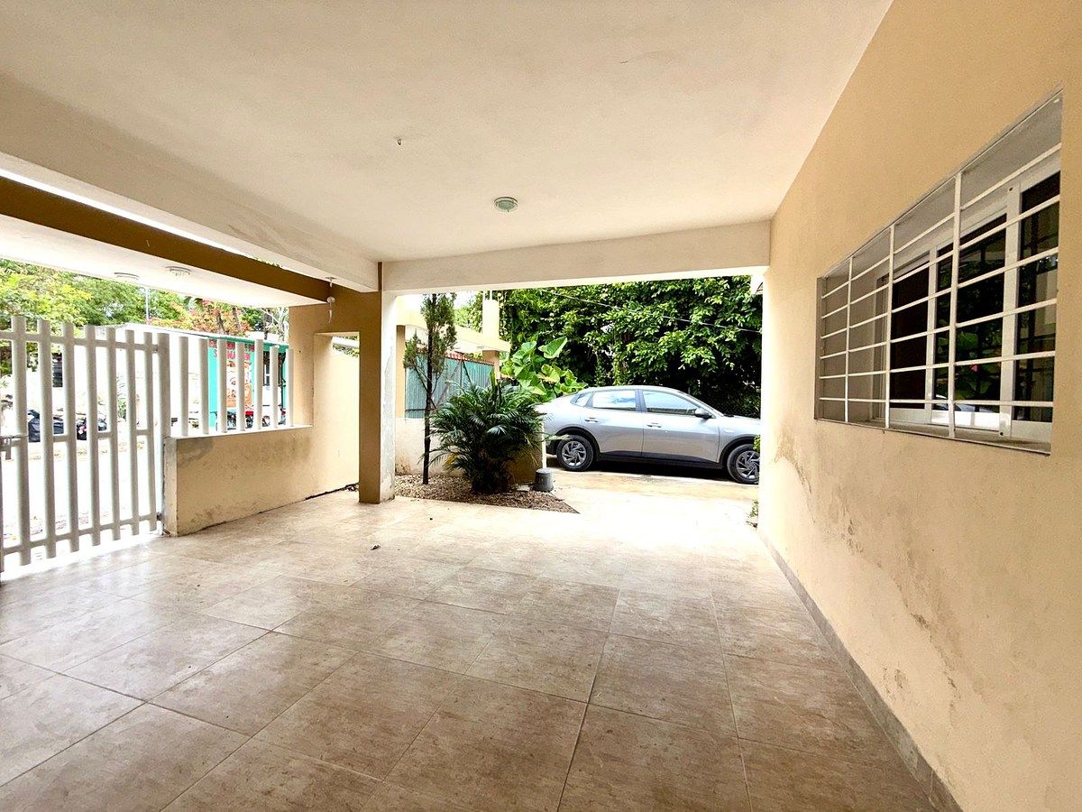 19 de 29: TERRAZA Y GARAGE