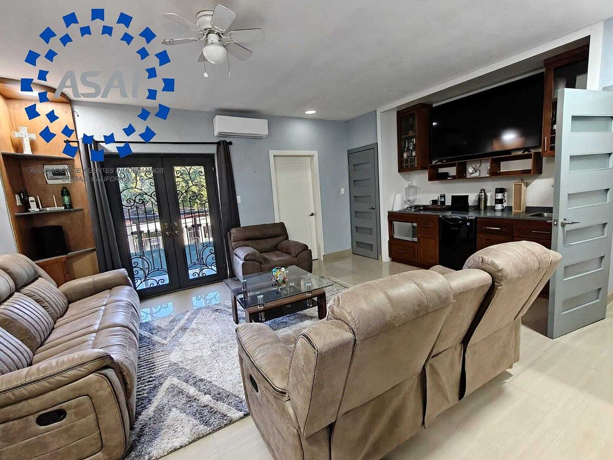 7 de 19: SALA 2DO NIVEL CON CENTRO DE ENTRETENIMIENTO