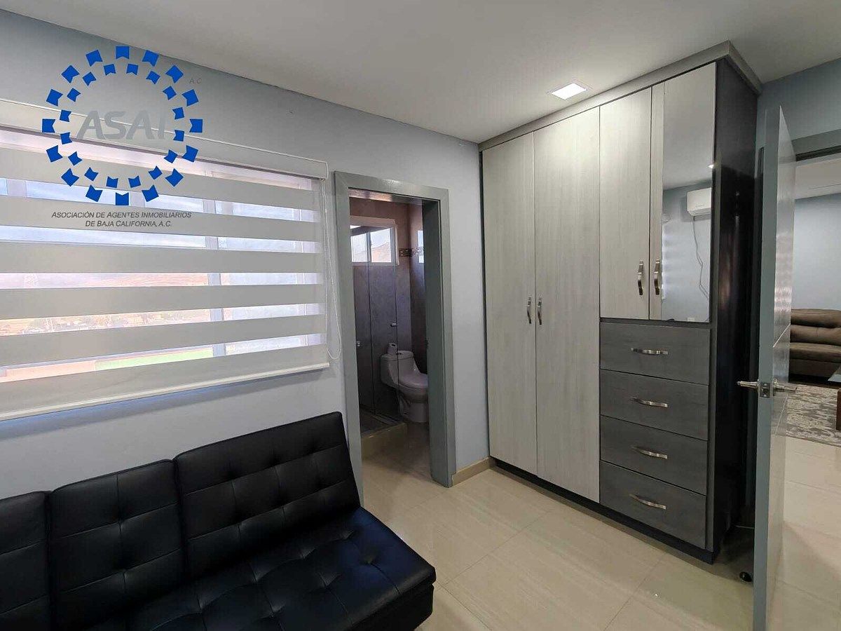 16 de 19: CLOSET RECAMARA 3ER NIVEL