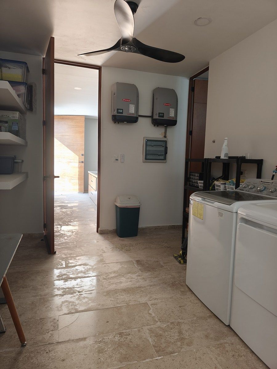 18 de 20: CUARTO DE SERVICIO