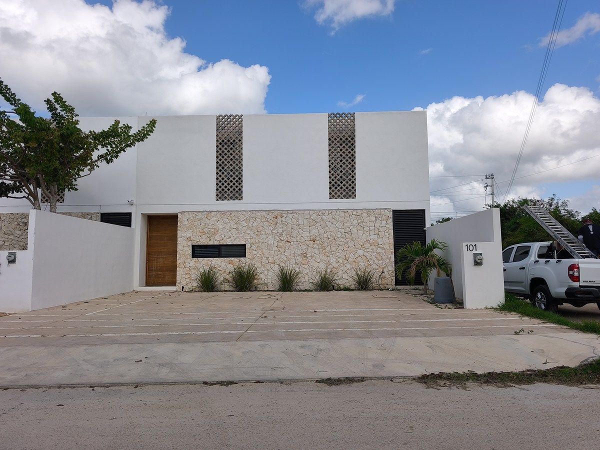 20 de 20: FACHADA EN ESQUINA