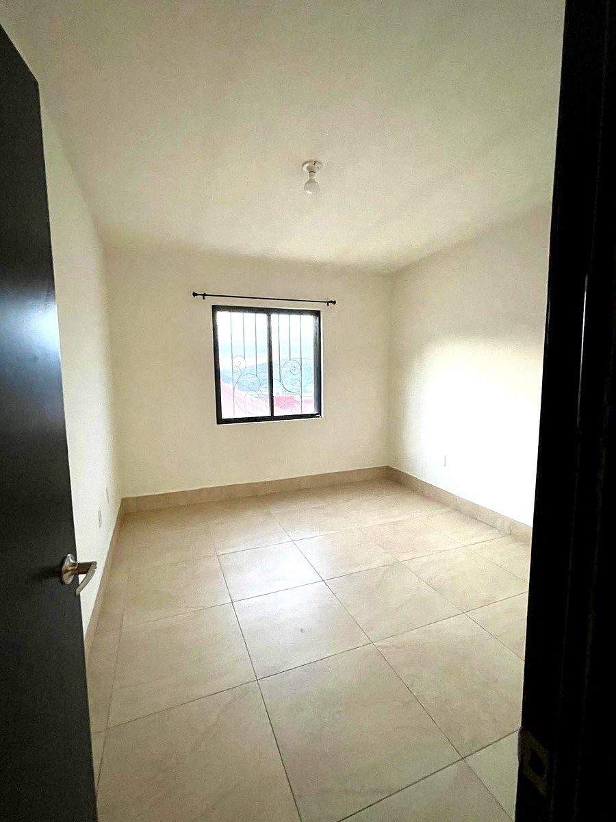 12 de 15: Recámara 2