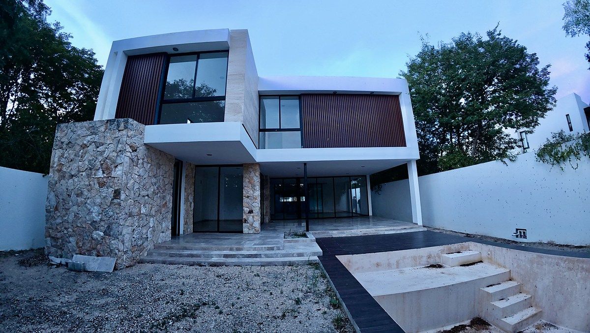 21 de 27: Vista de fachada parte trasera.