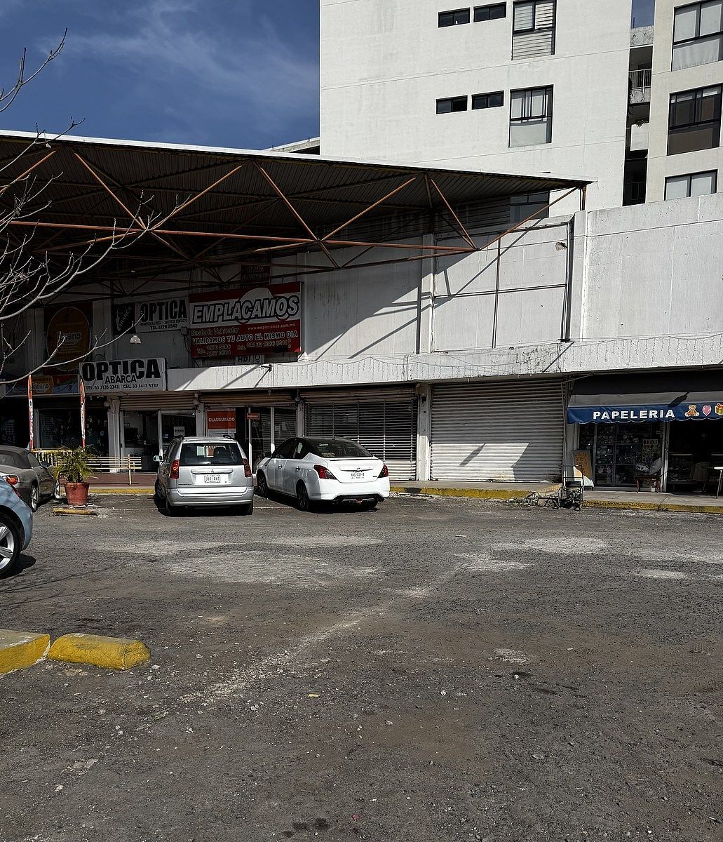 Excelente local en venta en Cruz del Sur - foto 5
