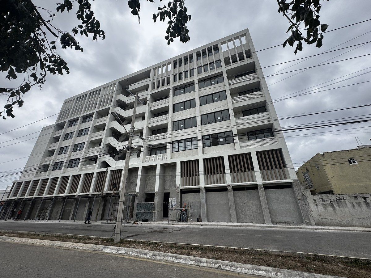 1 of 24: fachada enero 2026