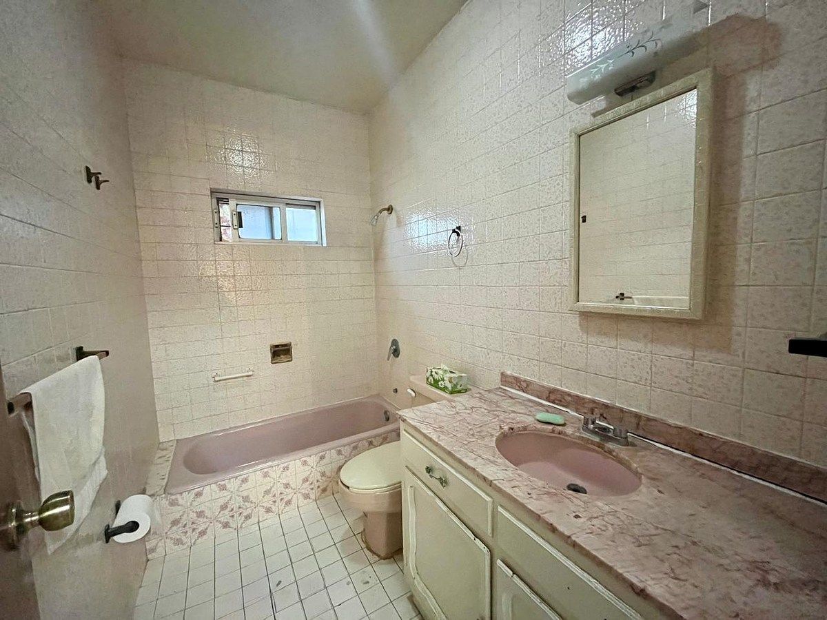 20 de 23: Baño compartido recámaras 2 y 3