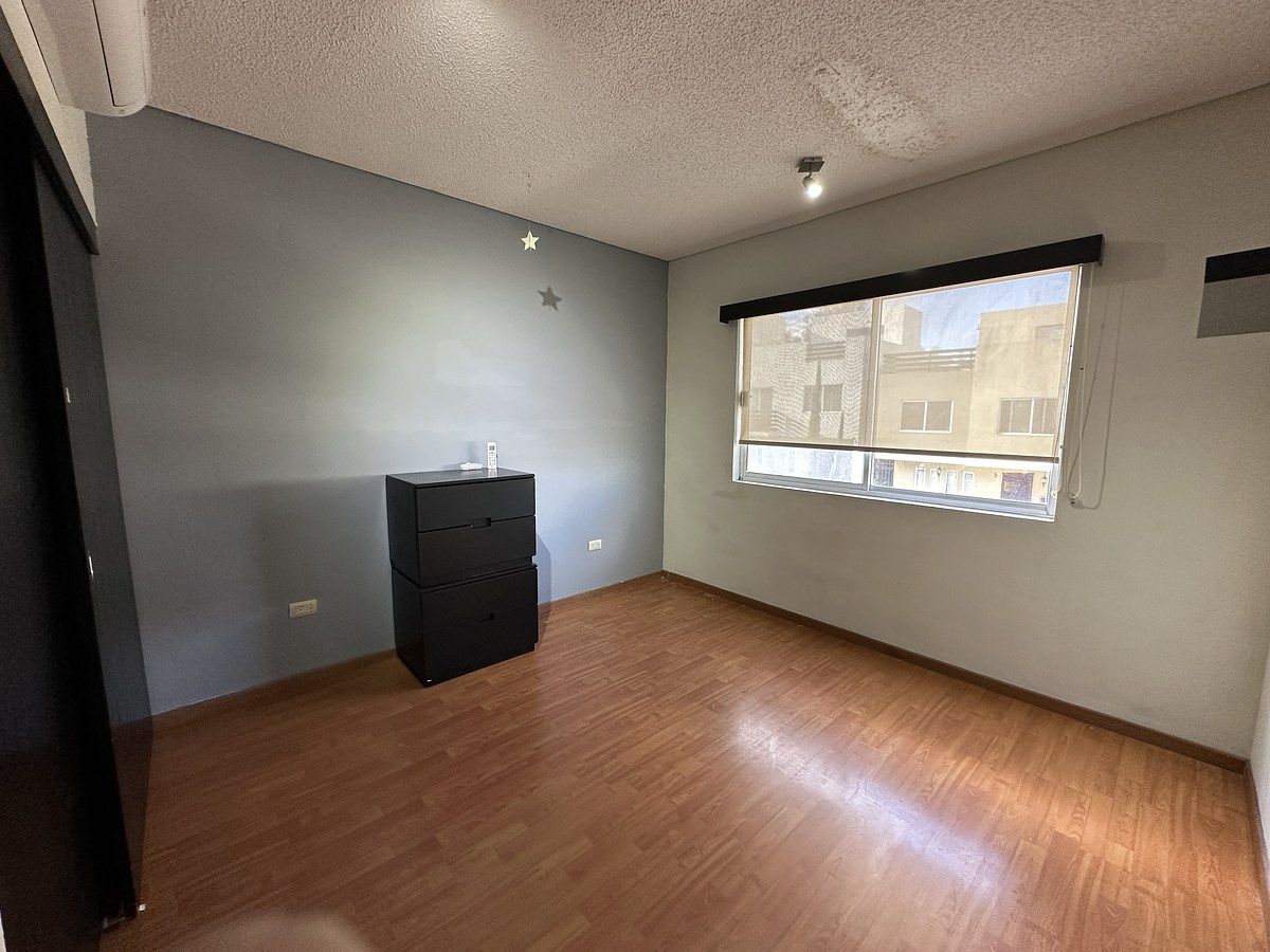 25 de 41: Recámara 2