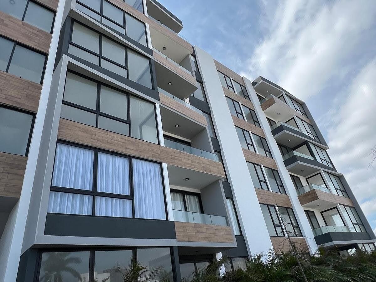 Departamento PLANTA BAJA en venta en Torre Korsa. ALVARADO, VER