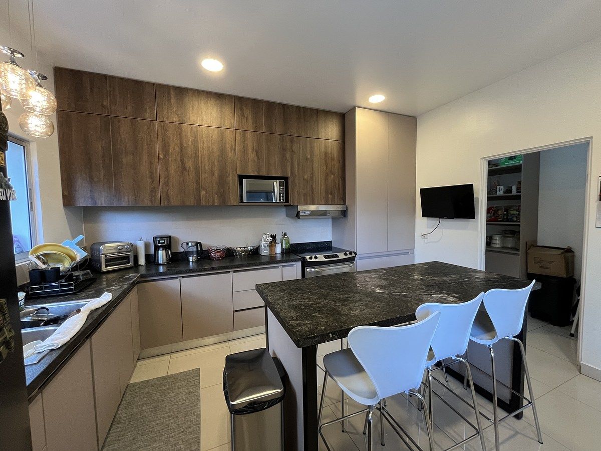 5 de 20: Cocina con alacena