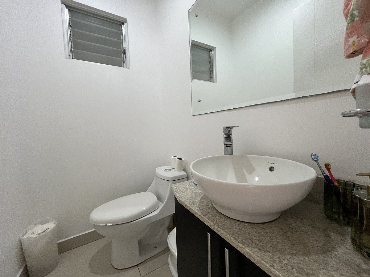 7 de 20: 1/2 baño visitas