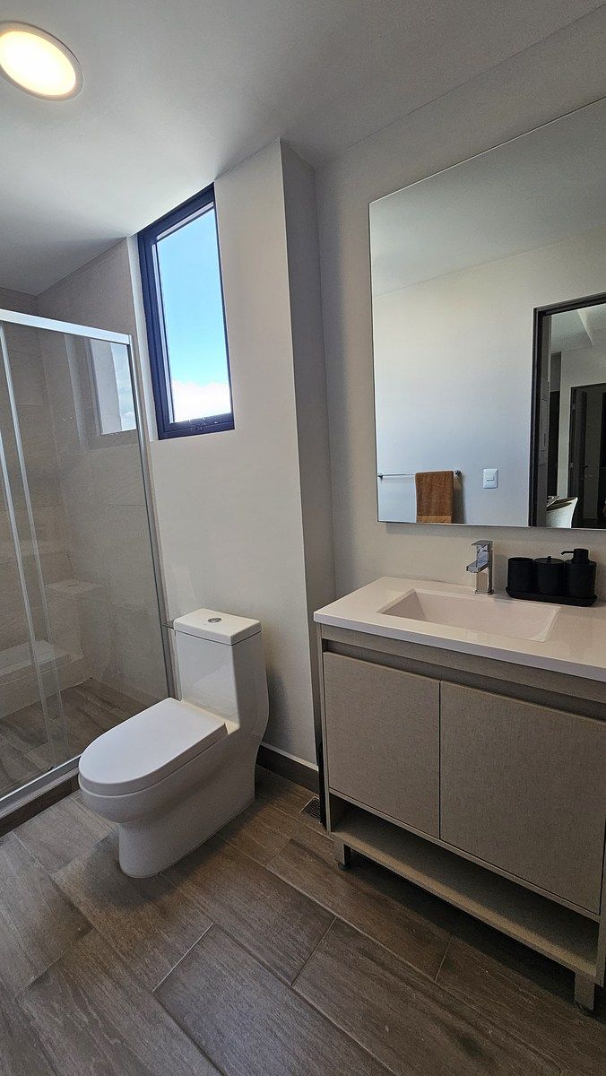 3 of 21: Baño completo