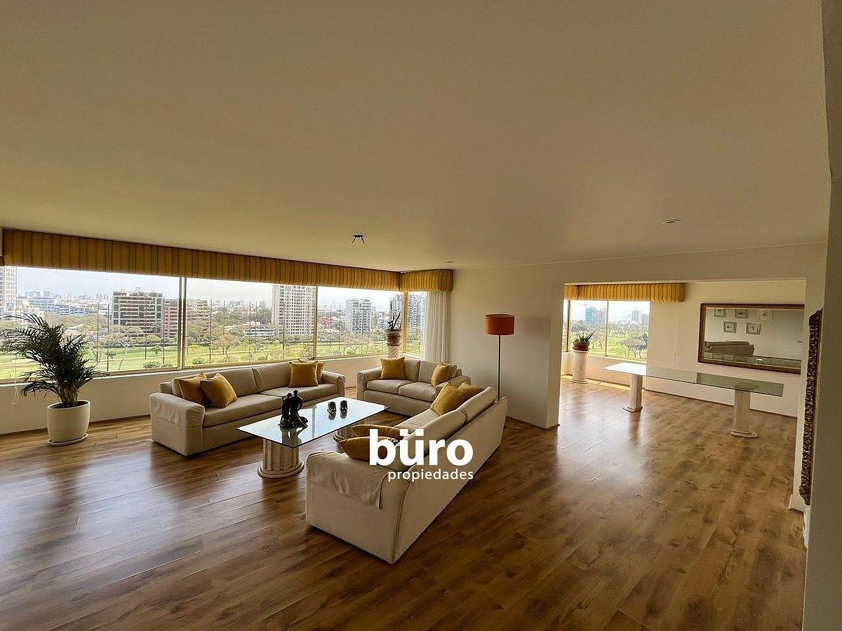 3 de 12: Gran Sala Comedor