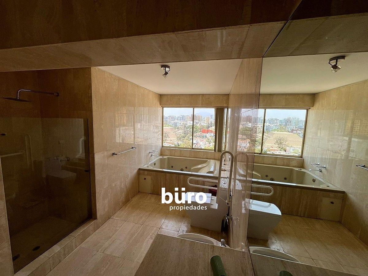 9 de 12: Baño Principal