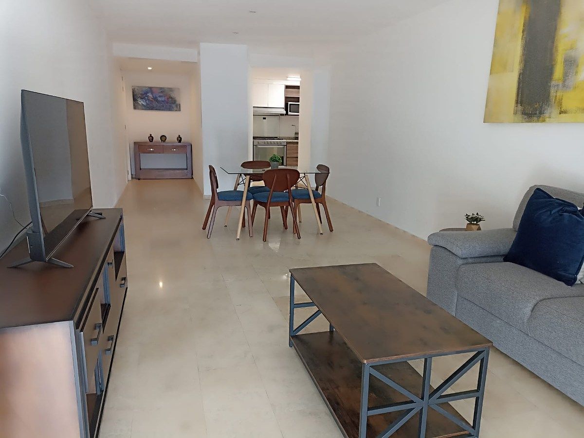 2 de 21: Sala comedor