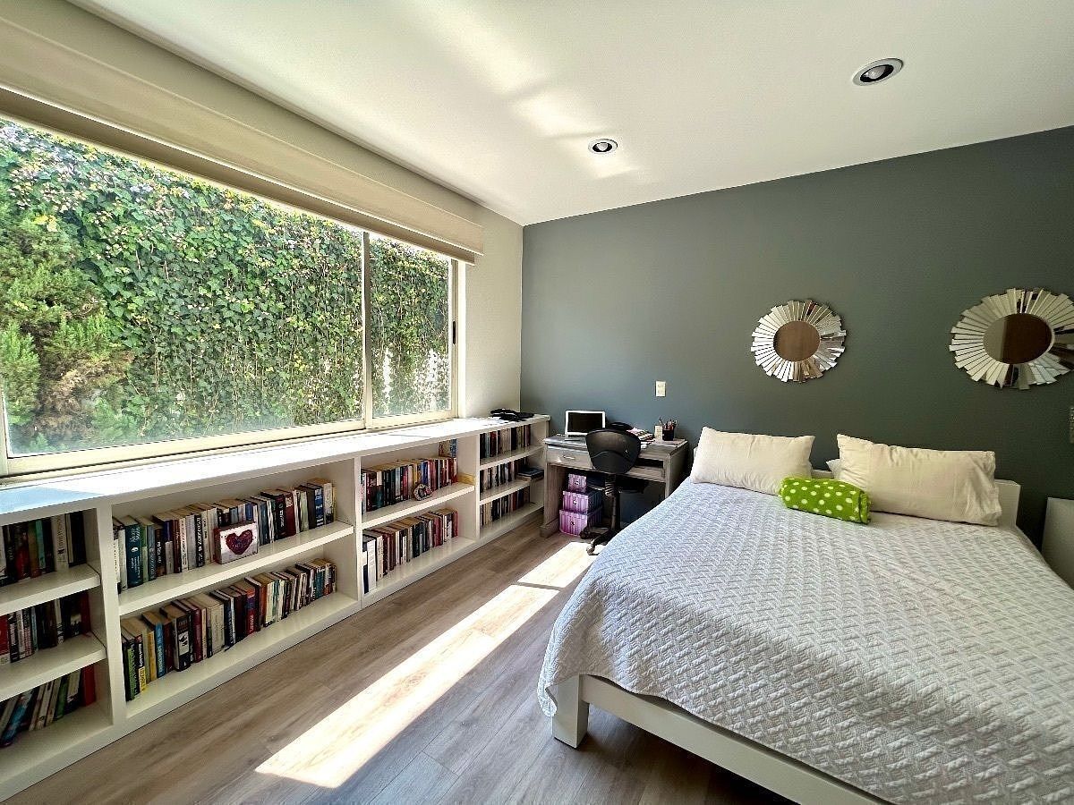 9 de 32: Recámara secundaria 2