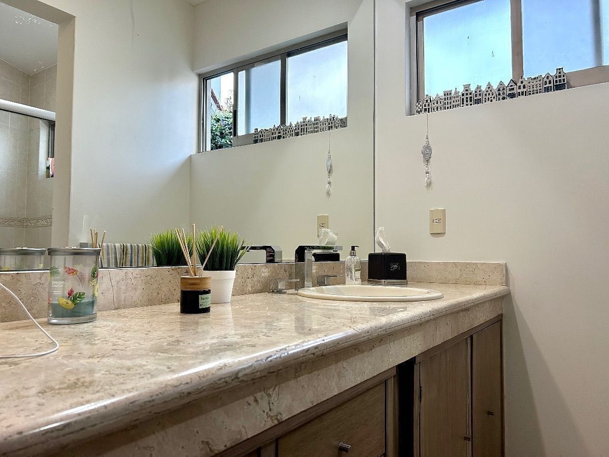 17 de 37: Baño recámara 3