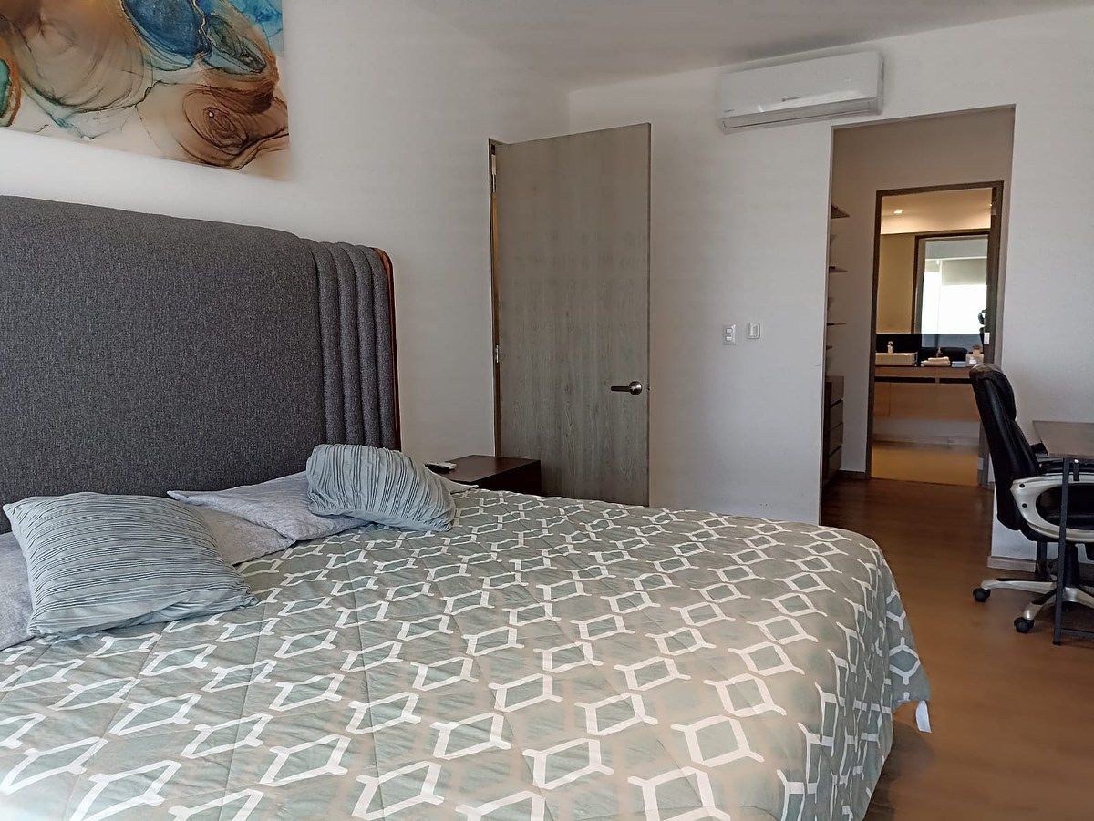 7 de 18: Recamara Principal