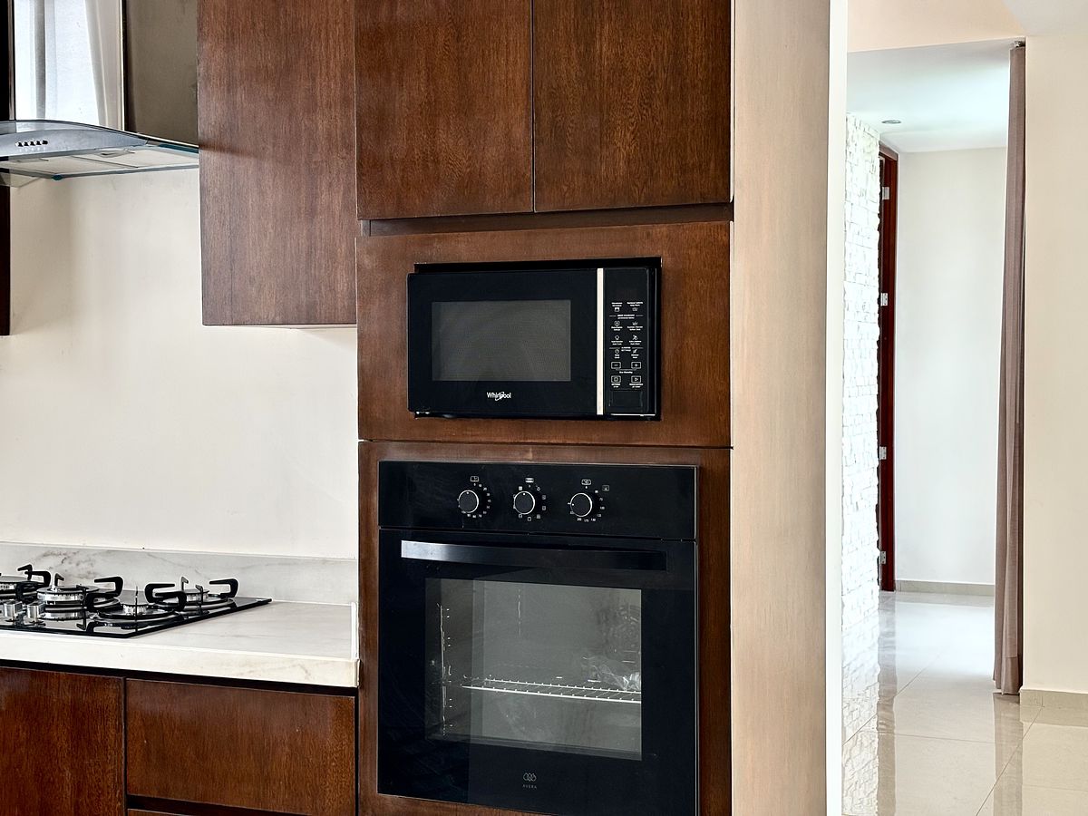 13 de 24: CASA MUESTRA