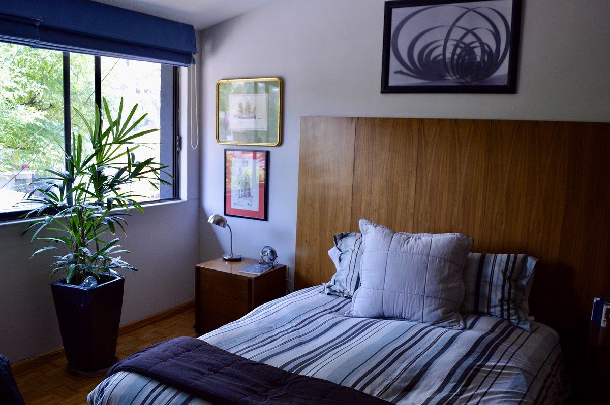 23 of 29: RECÁMARA 2