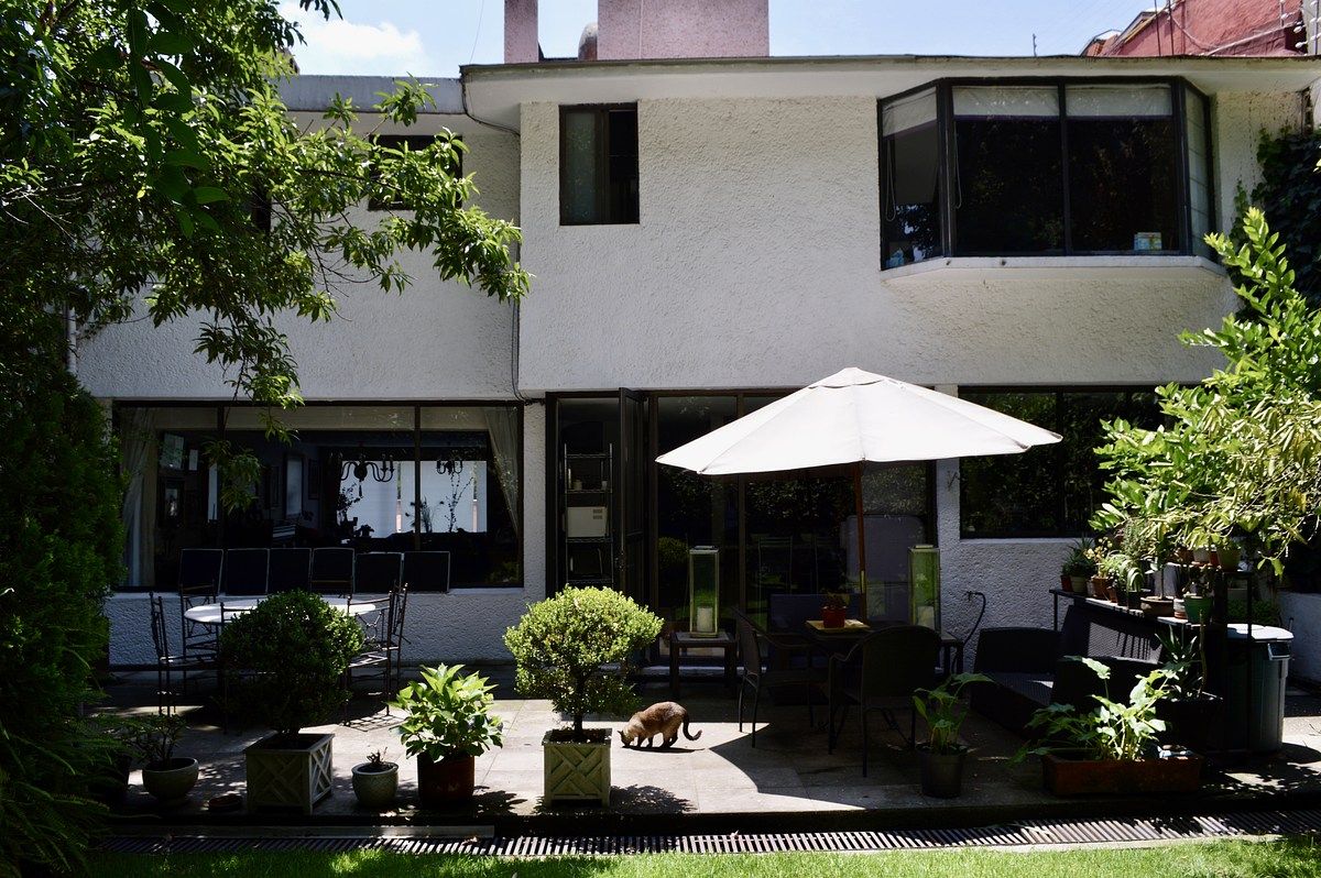 13 of 29: FACHADA JARDIN