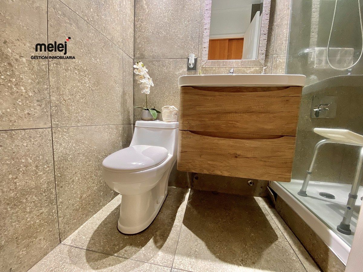 7 de 18: Baño 1 remodelado