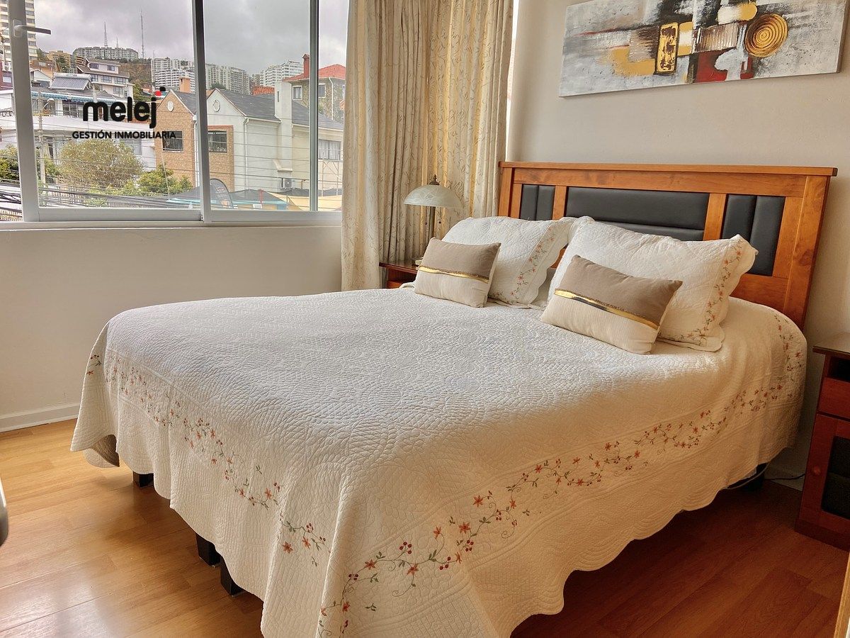 15 de 18: Dormitorio 2