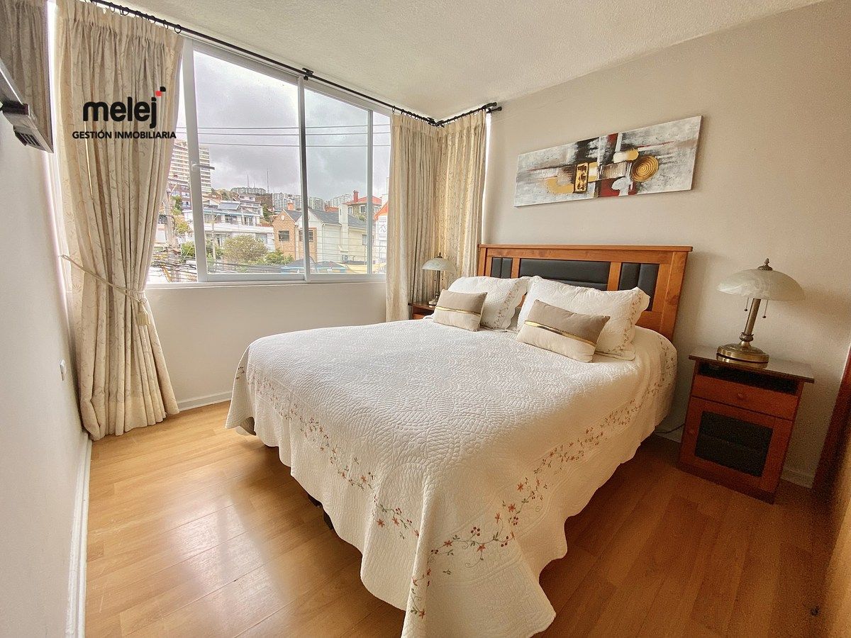 16 de 18: Dormitorio 2