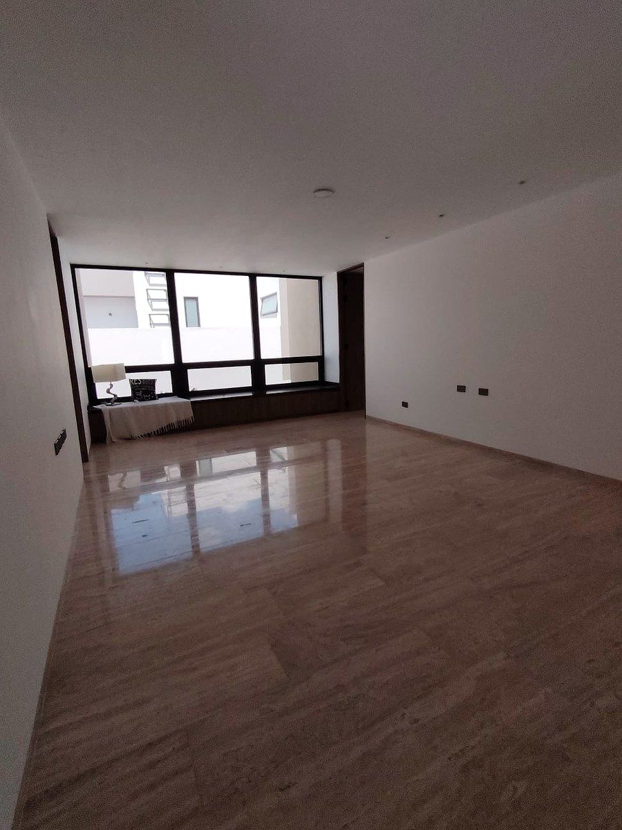 22 de 29: Family room