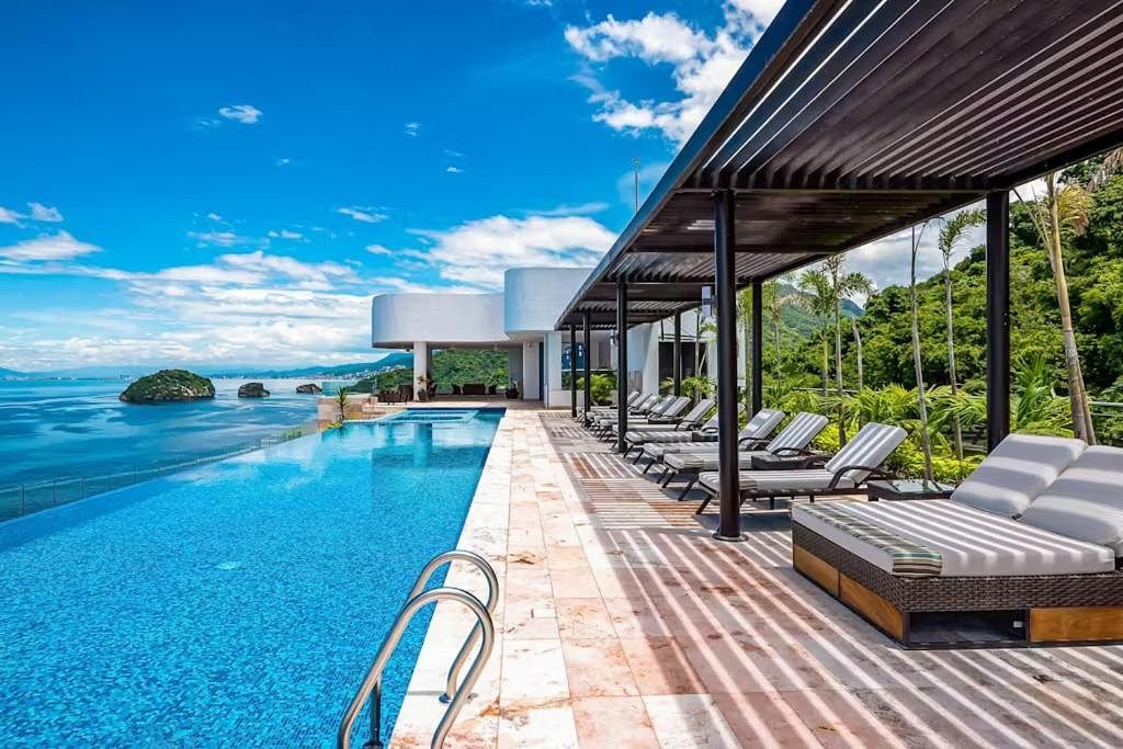 27 de 28: alberca infinity