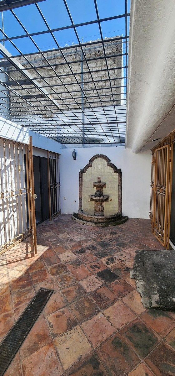 12 de 44
