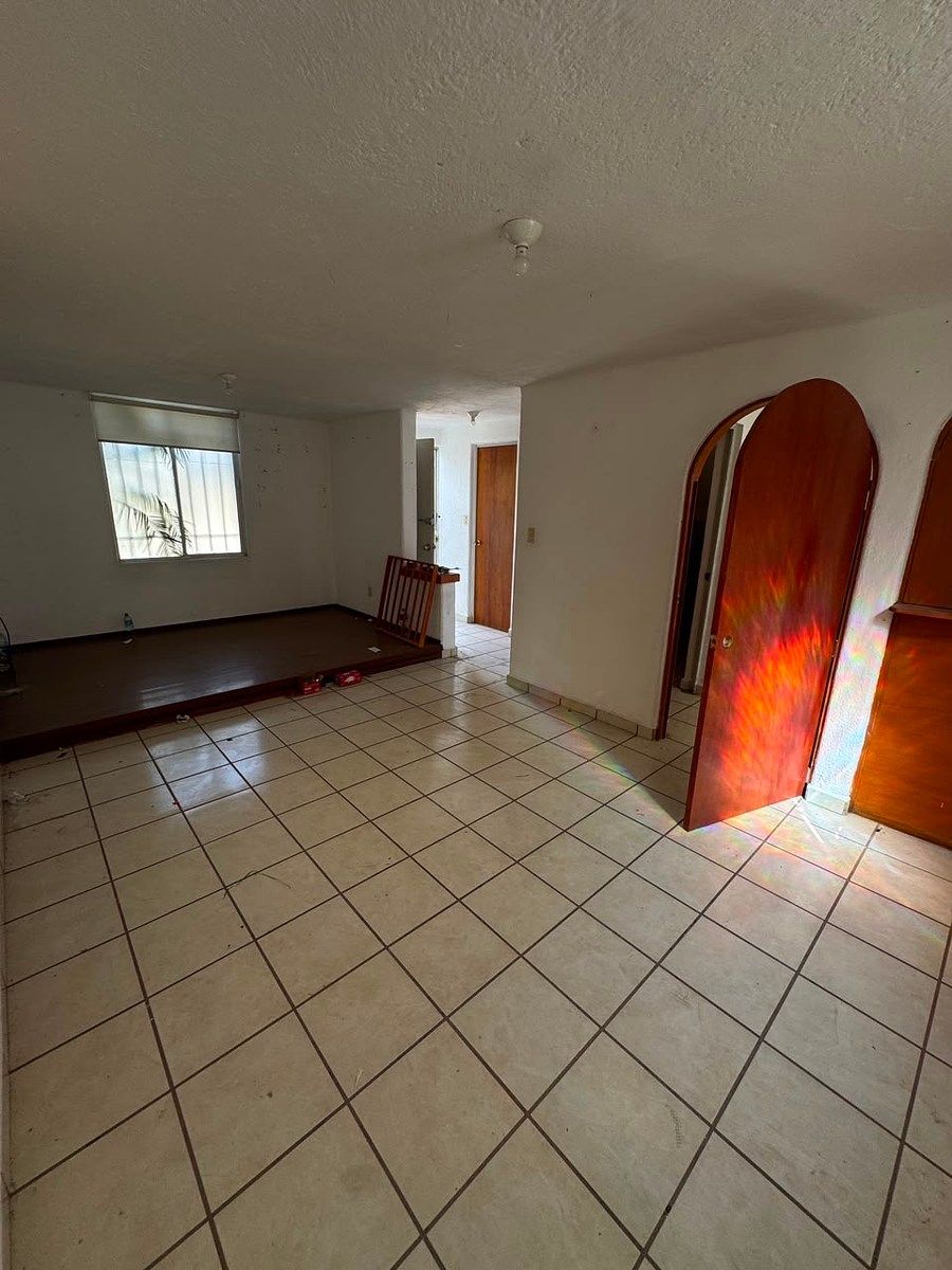House in Gated Community in Los Pájaros, Corregidora, photo 2 of 16