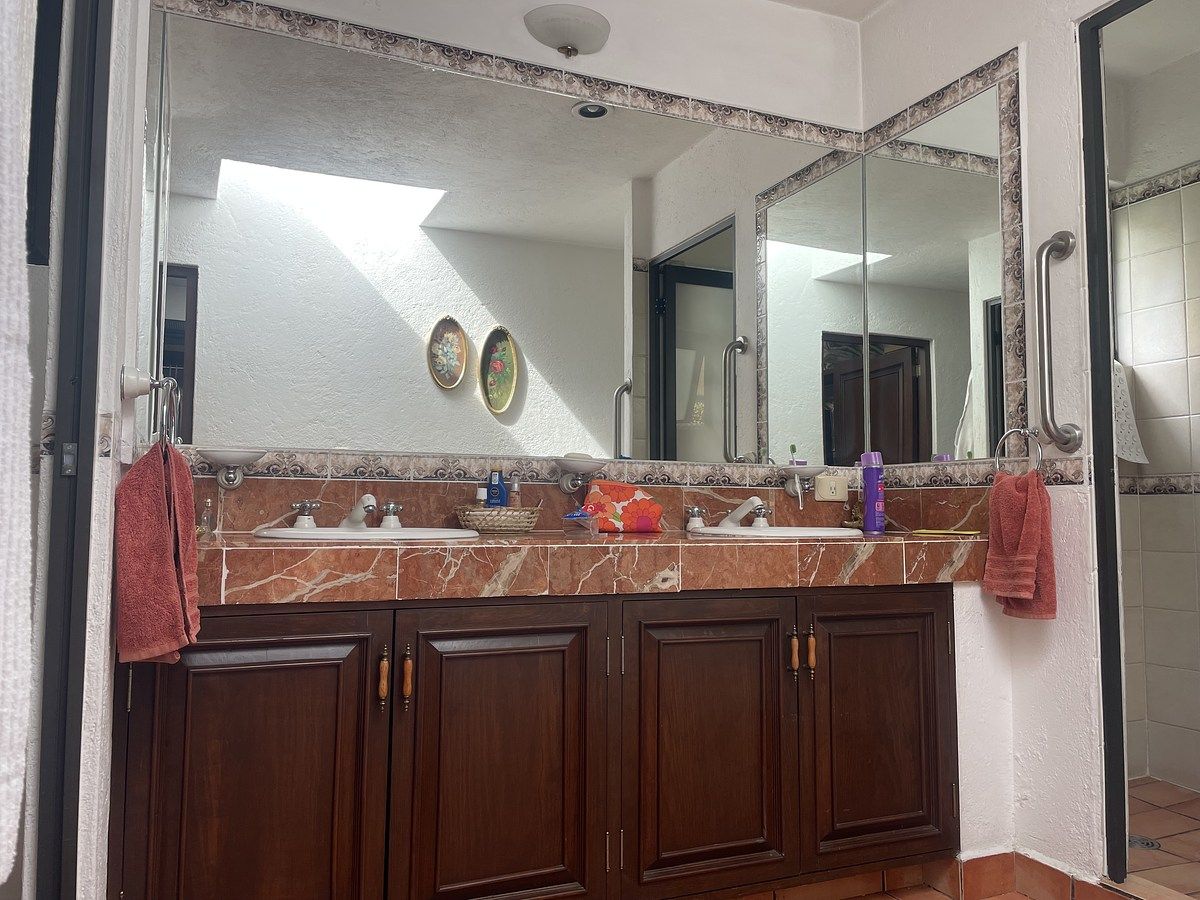 9 de 15: Baño principal